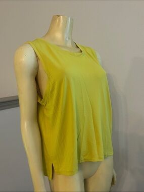 lululemon athletica Sleeveless Crewneck Tank - Lime Yellow Size 12